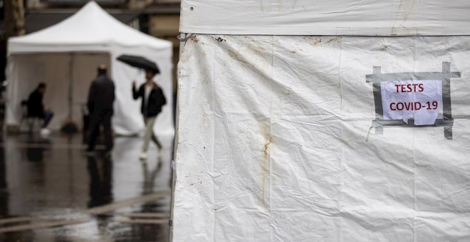 Sanidad reduce a siete días el aislamiento de los positivos por covid-19