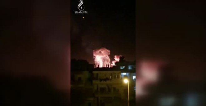 Bombardeo durante la madrugada al puerto marítimo de la ciudad Siria de Latakia