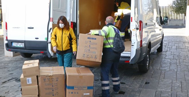 El Gobierno regional envía 55.000 artículos más de protección frente al covid a los centros sanitarios