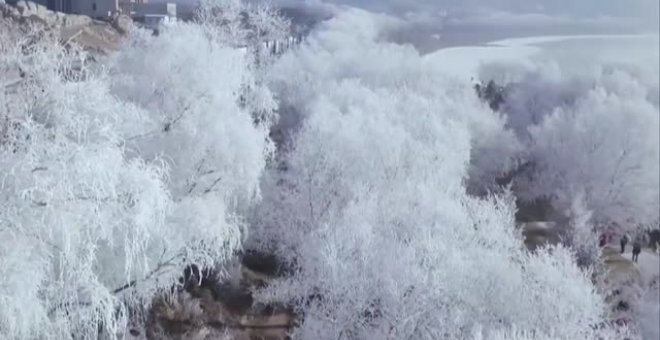 La ciudad china de Jilin conocida como "capital de la escarcha" recibió 20 millones de turistas atraídos por su increíble paisaje invernal