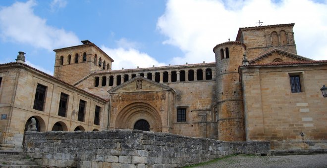 Abierto un expediente sobre la decoración de la Colegiata de Santillana