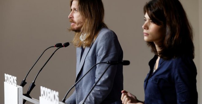 Podemos carga contra el PSOE en la polémica de las macrogranjas y le acusa de querer "recuperar el bipartidismo"