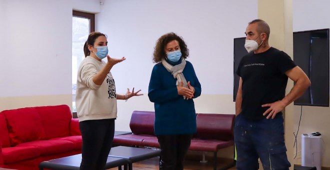 El Ayuntamiento continúa las mejoras de la Casa Joven y el colegio Jesús Cancio