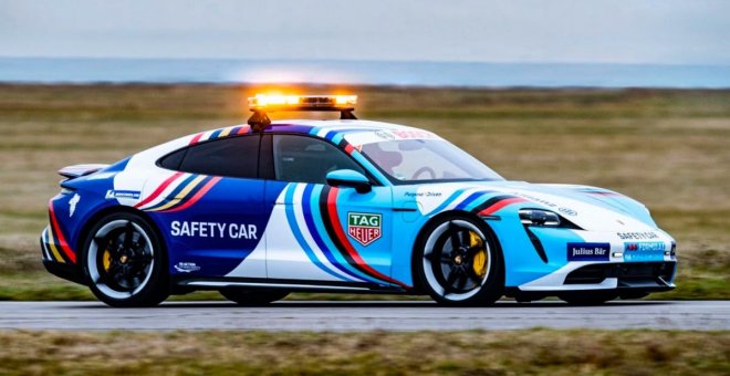 El Porsche Taycan eléctrico se convierte en el 'safety car' de la Formula E en 2022