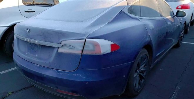 Este Tesla Model S de segunda mano tiene 166.000 km, y aun así se ha vendido por más de lo habitual