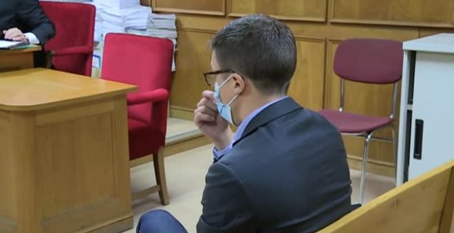 Se aplaza el juicio a Errejón por la supuesta patada a un hombre