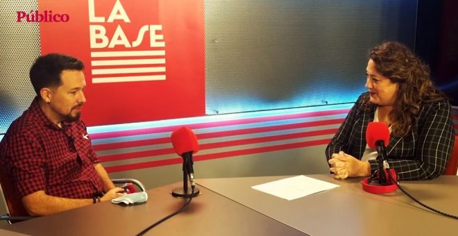 Encuentro de Virginia P. Alonso y Pablo Iglesias en el plató de 'La Base'