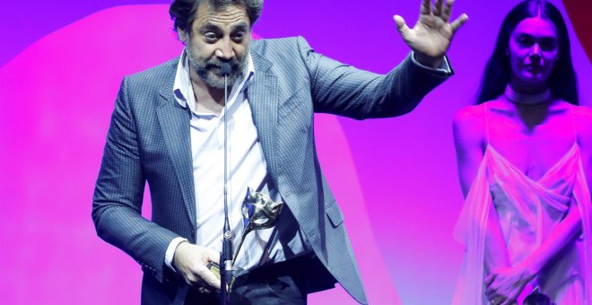 'El buen patrón' y 'Madres paralelas' triunfan en la gala de los Premios Feroz