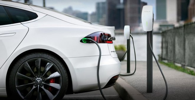 Tras meses de prueba, Tesla abre por fin su red de Supercargadores a otros eléctricos