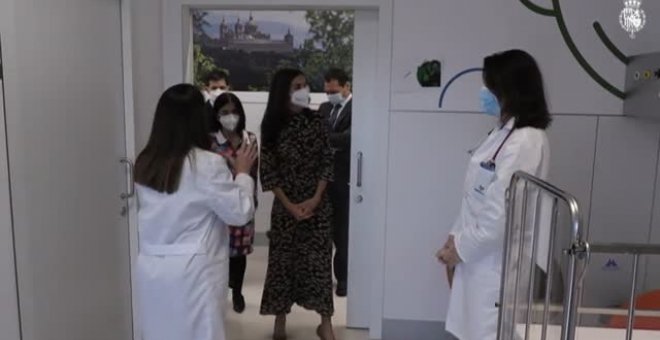 La Reina Letizia visita el Centro de Protonterapia Quirónsalud