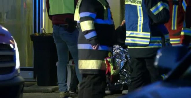 1 muerto y 14 heridos al chocar dos cercanías en  Múnich, Alemania