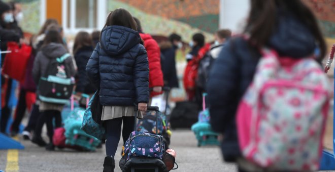 Así es la ley que mejora la protección de las personas huérfanas por violencia machista que se aprueba este 8M