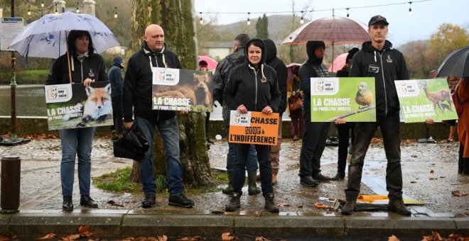 La muerte accidental de una joven francesa reabre el debate sobre la prohibición de la caza en el país