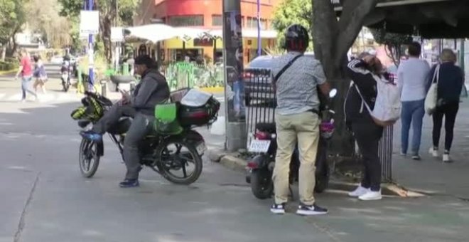 Oxfam México reclama una legislación que proteja los derechos de los riders