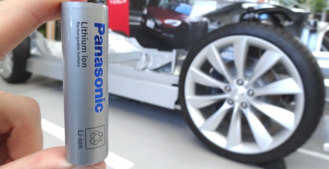 Panasonic quiere acercar la producción de baterías a Tesla y piensa abrir una nueva fábrica