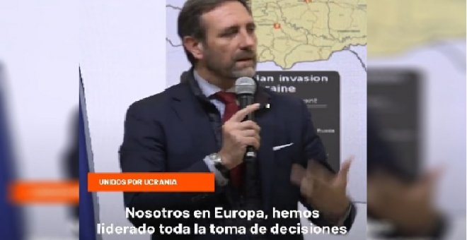 "Quiérete como Ciudadanos se quiere a sí mismo": cachondeo en Twitter después de la última medalla que se ha puesto el partido sobre Ucrania