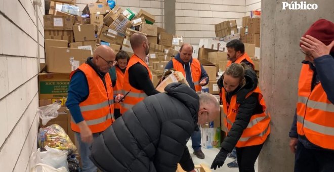 El tercer día del convoy termina con la entrega: "No esperaba toda esta ayuda"