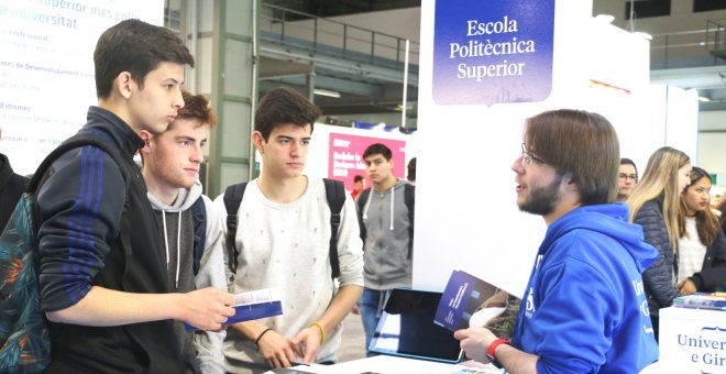 Entitats per la pau i l'educació denuncien el manteniment de l'estand de l'Exèrcit al Saló de l'Ensenyament