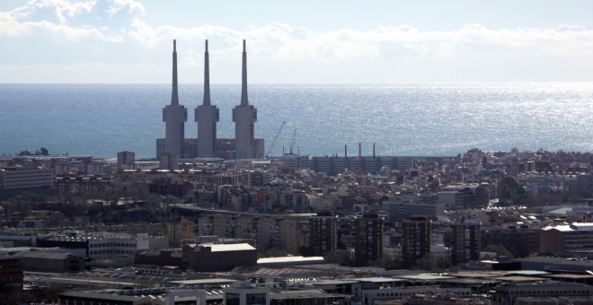 Primeras señales de arranque del proyecto de transformación urbana en la zona de las Tres Chimeneas en Barcelona