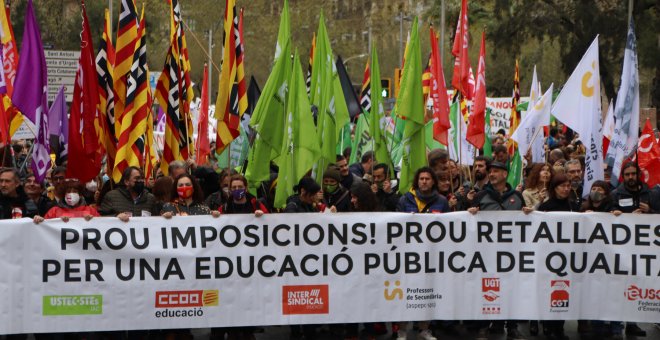 Els sindicats educatius anuncien quatre noves jornades de vaga