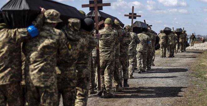 Pensamiento crítico - Los costes sociales de la militarización y la desatención a la gravedad de la pandemia