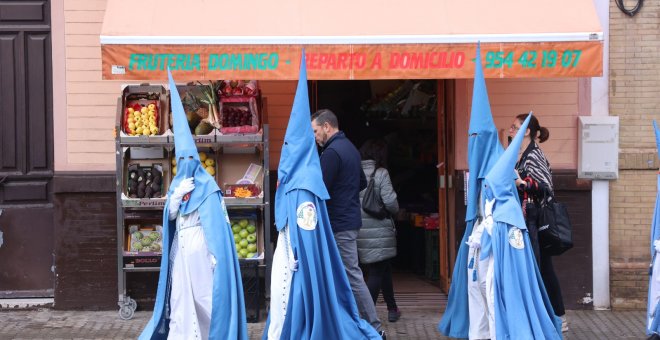 Una visión antropológica de la Semana Santa en Sevilla, poliédrica y masiva