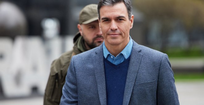 El Gobierno defiende la serie de Pedro Sánchez