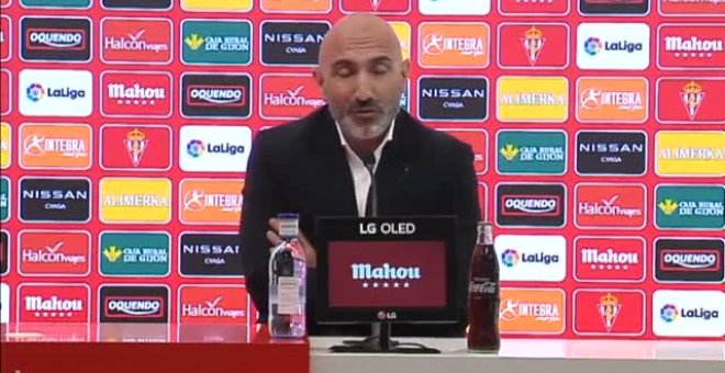 La receta de Abelardo para salvar al Sporting: "Trabayu, trabayu y trabayu"