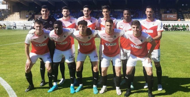 El Racing, tras sellar su regreso a LaLiga SmartBank, pierde 19 partidos después