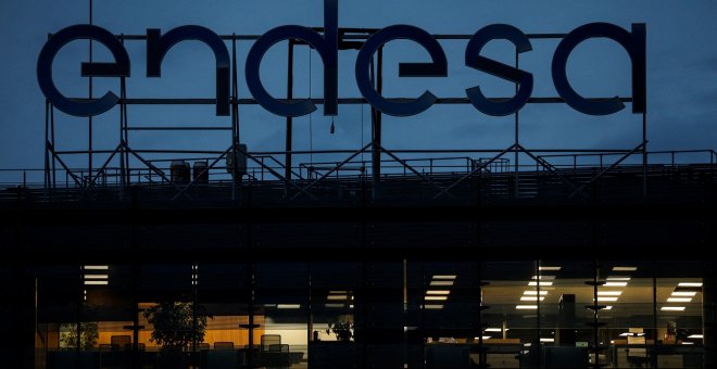 Endesa gana 2.541 millones en 2022, un 77% más, con una facturación récord de casi 33.000 millones