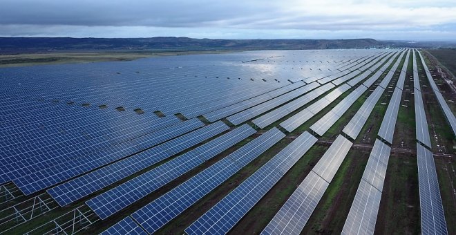 Naturgy invierte 264 millones en su primera planta fotovoltaica en EEUU