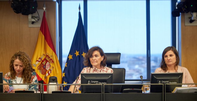 Carmen Calvo elude contestar si las mujeres trans son mujeres cuando en el pasado lo defendía