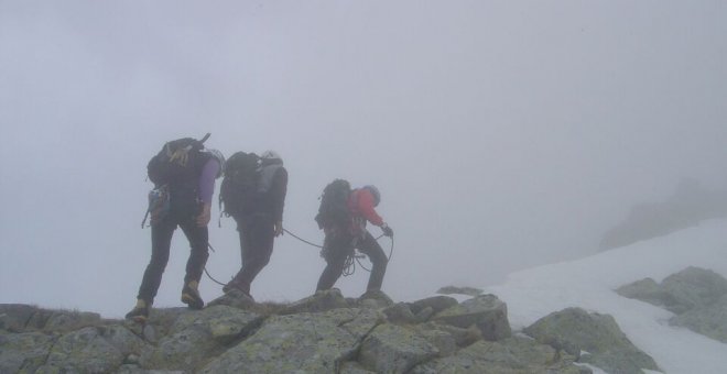 A la montaña con guías