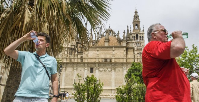 Ocho provincias están este domingo en riesgo por calor, con hasta 38 grados, y seis en alerta por tormentas