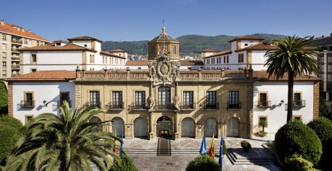 Encuentro internacional de ultraderechistas y neofascistas en el Hotel Reconquista