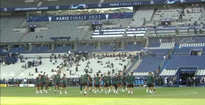 El Liverpool, primer finalista en pisar el Stade de France