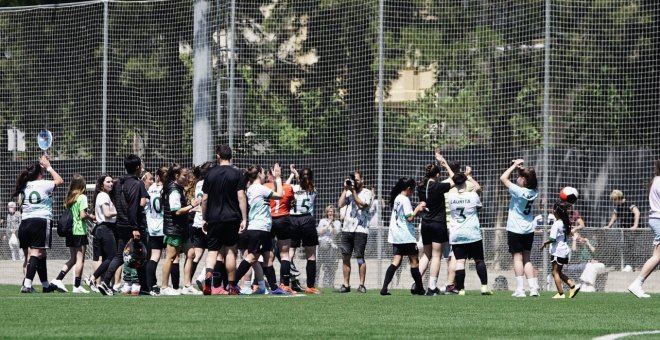 Detenido en Barcelona un entrenador de fútbol denunciado por abusos sexuales a tres jugadoras