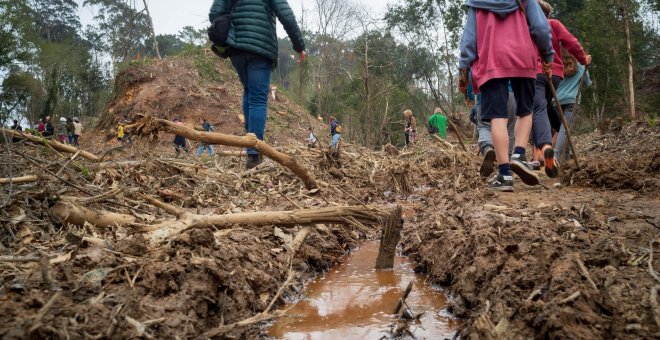 Encuentro de vecinos en pie de guerra contra el extractivismo