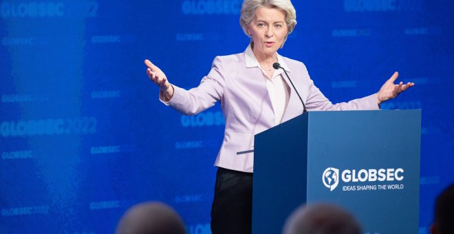 Von der Leyen, cada vez más cuestionada por no frenar a los gobiernos reaccionarios de Polonia y Hungría