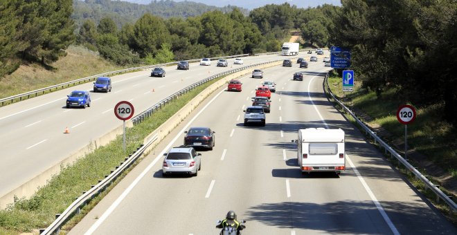 La tarea pendiente de llevar el transporte público a los polígonos industriales de Barcelona