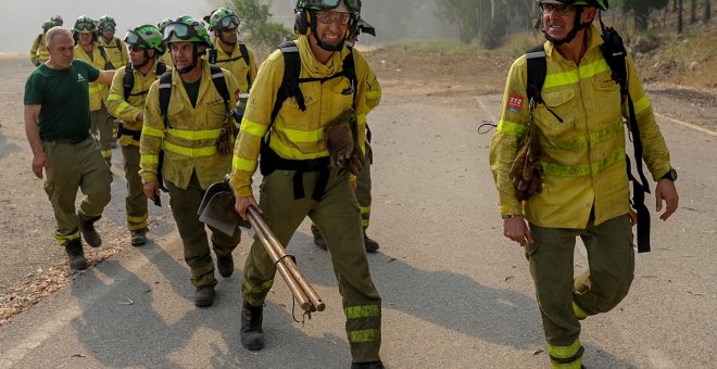 Los bomberos ya alertaron de la falta de recursos para luchar contra el fuego: "La prevención ha sido nefasta"