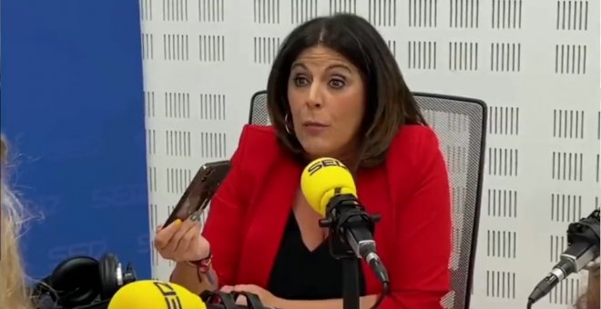 Una diputada del PSOE pide cita médica en pleno debate y deja en evidencia al PP por los retrasos en la sanidad andaluza