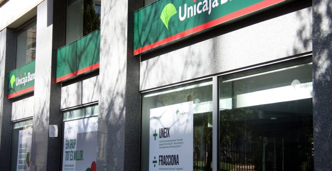 Consum multa amb quasi un milió 14 entitats financeres per pràctiques abusives en les targetes 'revolving'