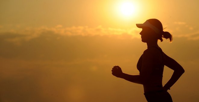 Estos son algunos consejos para correr de manera segura en verano