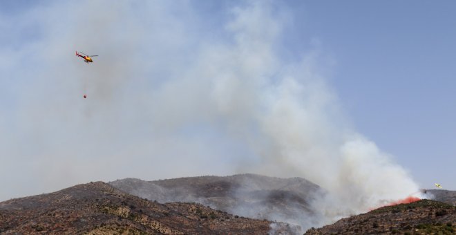 Catalunya ha patit una mitjana de 45 incendis diaris des de dimecres i el d'Artesa de Segre segueix cremant