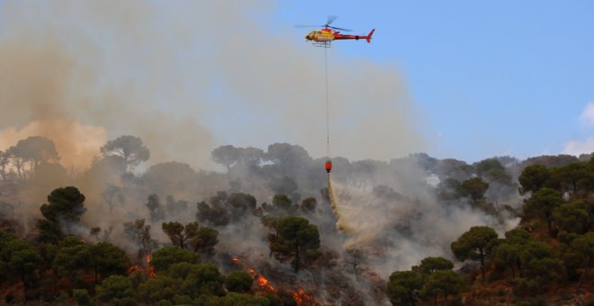 Els Bombers avancen un mes l'arribada dels mitjans aeris extraordinaris per la campanya d'estiu