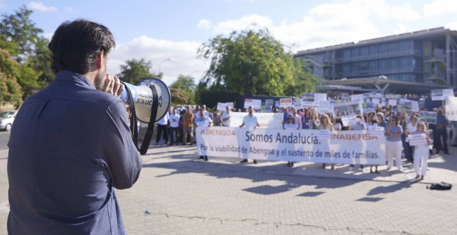 Los Gobiernos de Sánchez y de Moreno Bonilla se reúnen para abordar el futuro de Abengoa