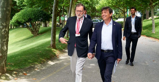 Rajoy está "a favor" del emérito y cree que "no merece" cómo se le está tratando