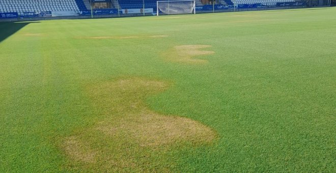 Nuevo acto vandálico en Talavera de la Reina, se cuelan en el estadio y destrozan el césped de 'El Prado'