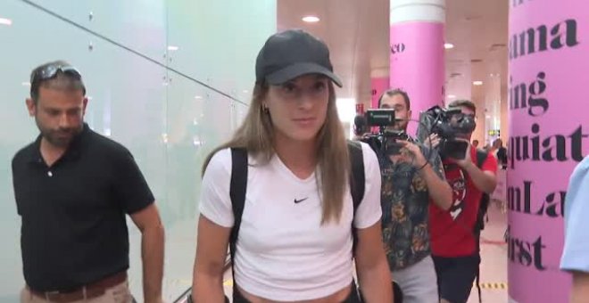 Alexia Putellas regresa a Barcelona tras perderse por lesión la Eurocopa femenina de fútbol